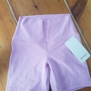 Nwt lululemon vita pink align shorts size 6 with 6 inch inseam